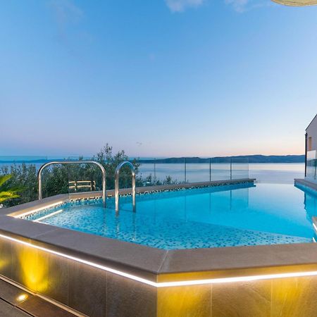 Apartments Villa Tomas เบรลา ภายนอก รูปภาพ