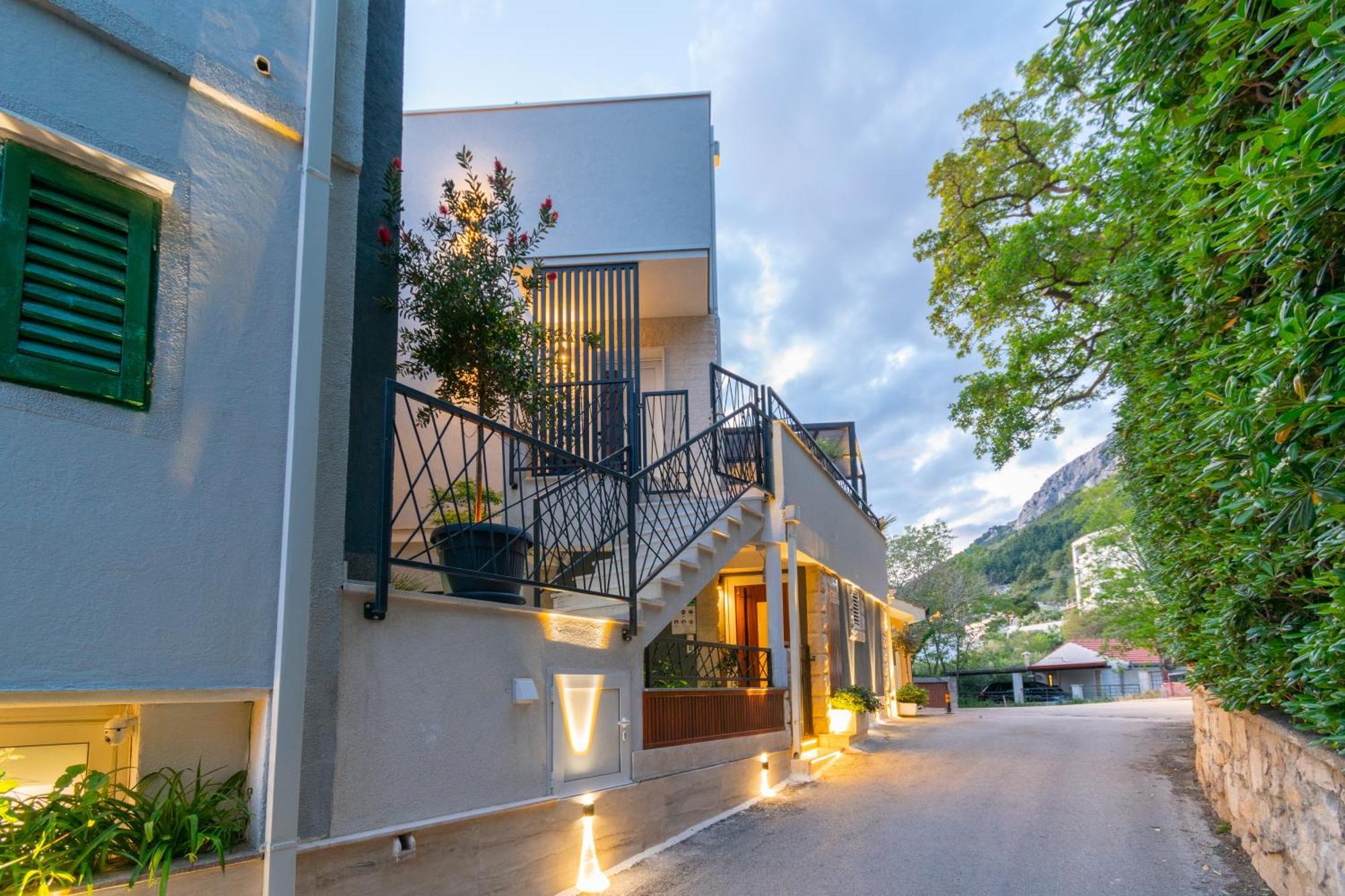 Apartments Villa Tomas เบรลา ภายนอก รูปภาพ