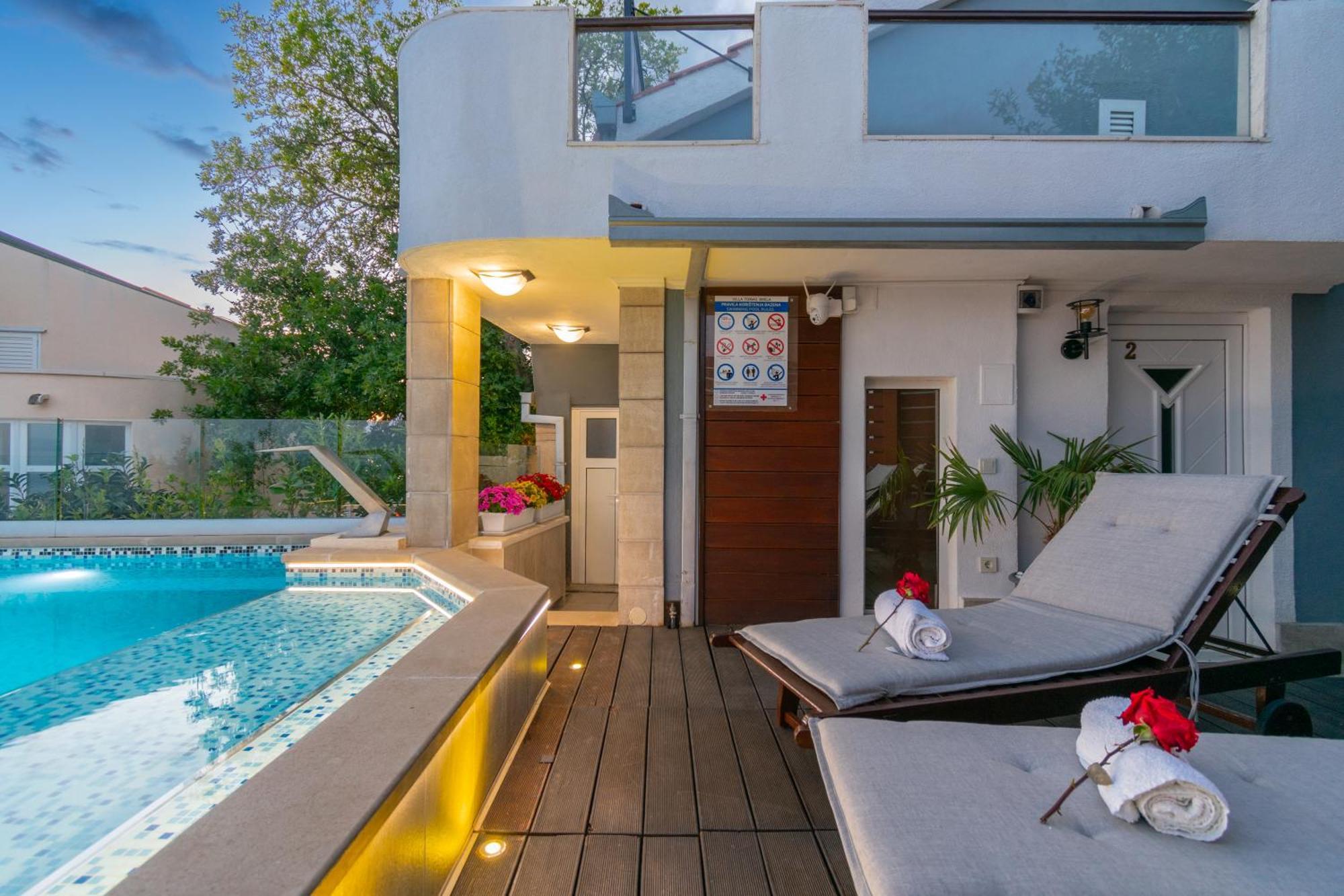 Apartments Villa Tomas เบรลา ภายนอก รูปภาพ